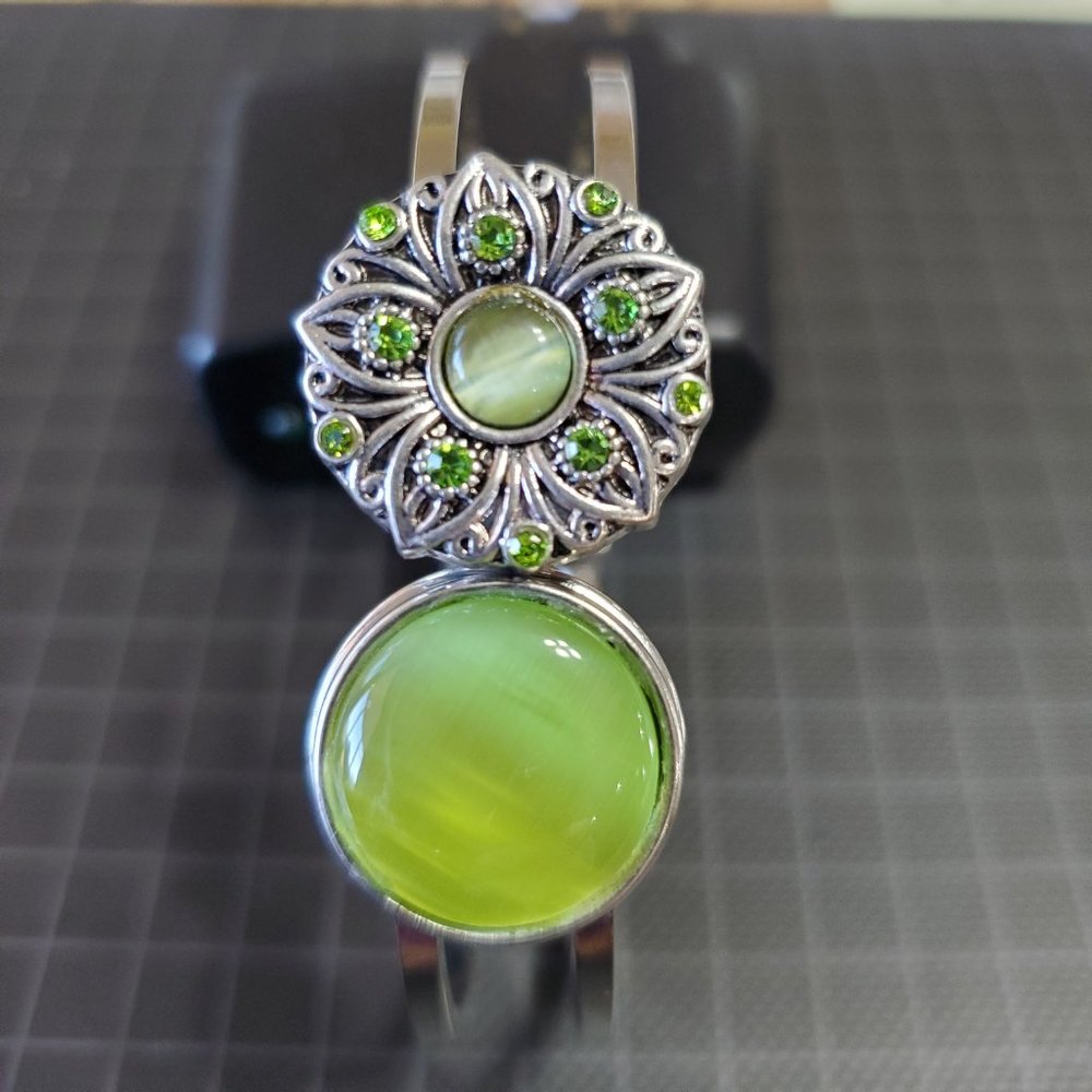 Spring Hinged Bracelet With Dual Button Snap Deco… - image 3